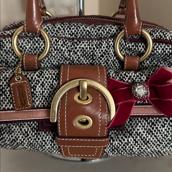 Coach Limited Edition Vintage Soho Tweed satchel and wristlet - Picture 3 of 17
